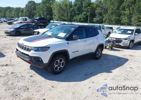 2022 Jeep Compass Trailhawk 4X4 from USA, damaged, VIN 3C4NJDDB5NT133241